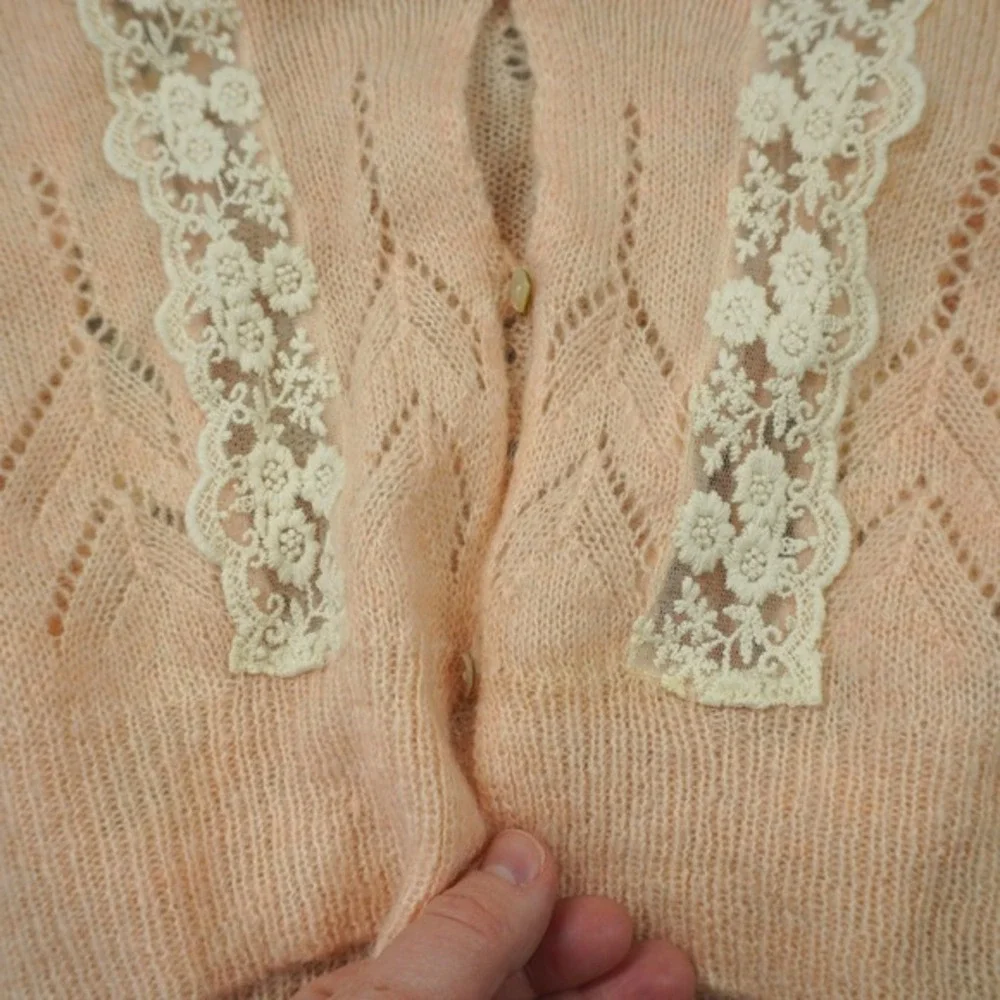 ZARA Peach Pointelle Lace Trim Cropped Cardigan Sweater Delicate Cottagecore